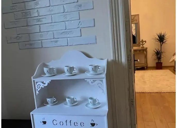 C-entral Paris Style Bucarest