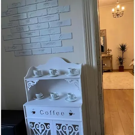 C-entral Paris Style Bukurešť